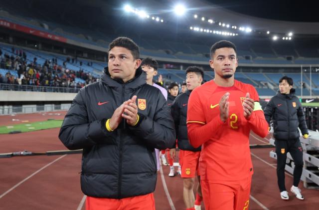 bob官方网站-艾克森搭上国足末班车：充电十五天，用时五分钟？