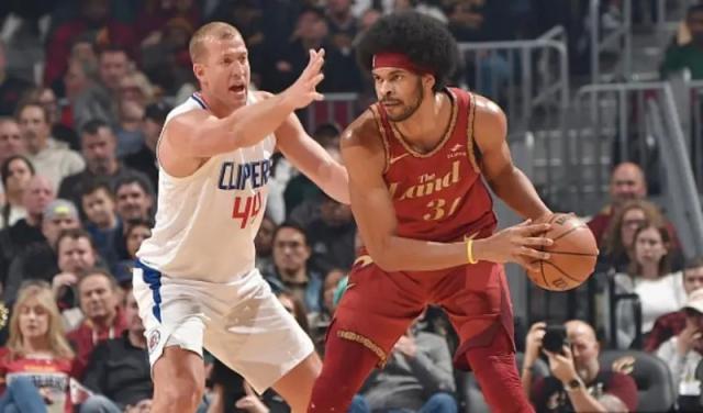 bob半岛-米切尔放开抡骑士连战连捷 交易加兰势在必行？