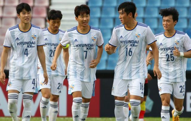 bob平台-【亚冠】尹日录闪击天野纯传射 广州队0比5蔚山现代